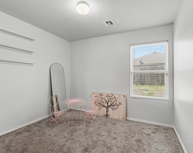 1007 N Deer Court Way - Photo Thumbnail 18