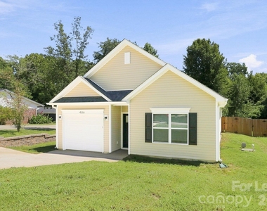 406 Killian Avenue - Photo Thumbnail 1