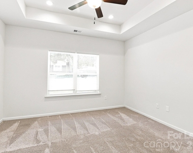 406 Killian Avenue - Photo Thumbnail 8