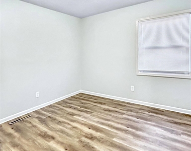 275 Efird Street - Photo Thumbnail 5