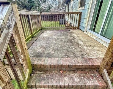 275 Efird Street - Photo Thumbnail 10