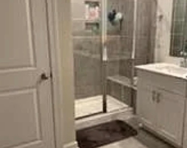 135 Emmett Drive - Photo Thumbnail 11