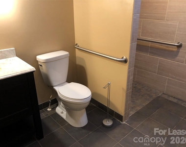 823 Tadlock Place - Photo Thumbnail 23