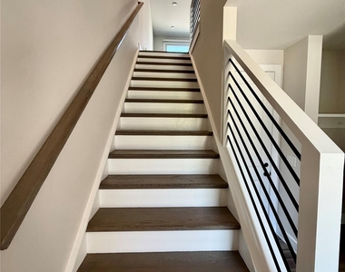 1629 Unison Drive - Photo Thumbnail 9