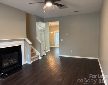 18 Sharpstone Lane - Photo Thumbnail 2