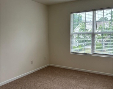 18 Sharpstone Lane - Photo Thumbnail 11