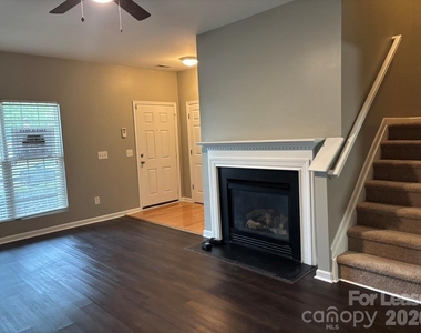 18 Sharpstone Lane - Photo Thumbnail 1