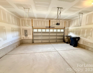 206 Silver Fleet Drive - Photo Thumbnail 22