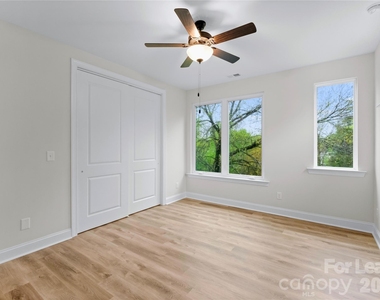 3236 Riley Avenue - Photo Thumbnail 1