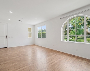 15967 W Preserve Loop - Photo Thumbnail 4
