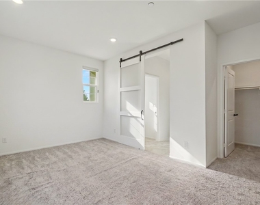 15967 W Preserve Loop - Photo Thumbnail 11
