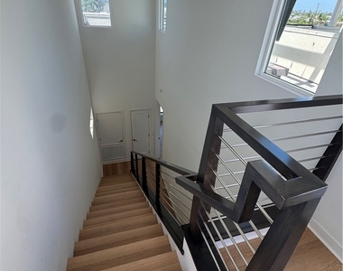 1654 Pomona - Photo Thumbnail 30