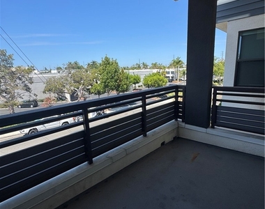 1654 Pomona - Photo Thumbnail 18