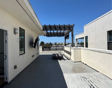 1654 Pomona - Photo Thumbnail 28