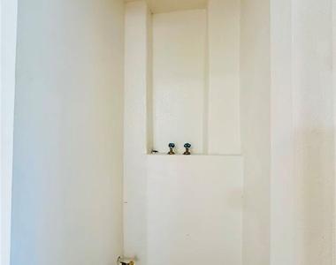 3320 Tenaya Avenue - Photo Thumbnail 14
