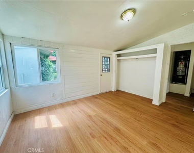 3320 Tenaya Avenue - Photo Thumbnail 13