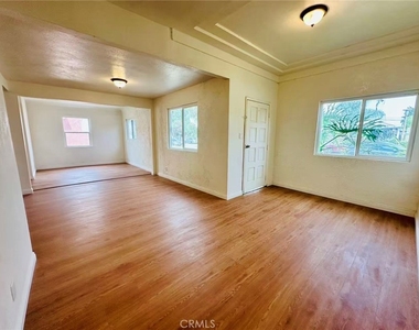 3320 Tenaya Avenue - Photo Thumbnail 5