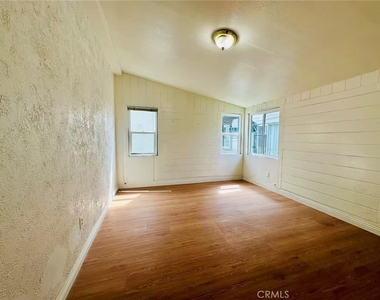 3320 Tenaya Avenue - Photo Thumbnail 11