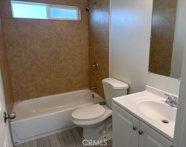 5198 Washington - Photo Thumbnail 8