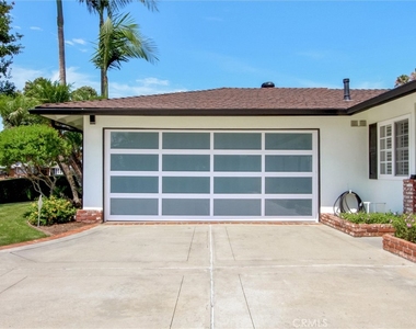 6241 Mar Vista Drive - Photo Thumbnail 3