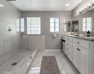 6241 Mar Vista Drive - Photo Thumbnail 15
