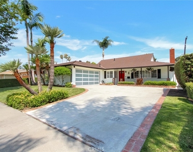 6241 Mar Vista Drive - Photo Thumbnail 2