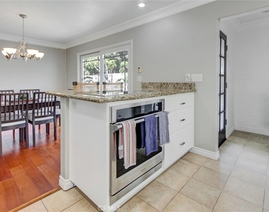 6241 Mar Vista Drive - Photo Thumbnail 10