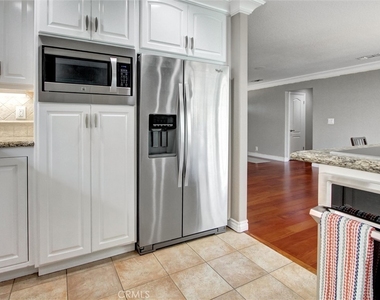 6241 Mar Vista Drive - Photo Thumbnail 8