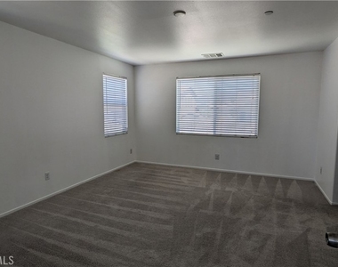 1378 Alpine Avenue - Photo Thumbnail 10