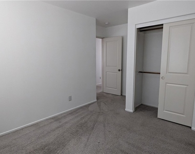 1378 Alpine Avenue - Photo Thumbnail 23