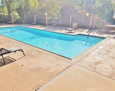 1718 Tecalote Drive - Photo Thumbnail 53