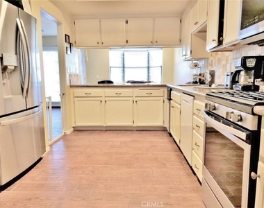 1718 Tecalote Drive - Photo Thumbnail 16