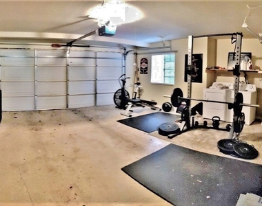 1718 Tecalote Drive - Photo Thumbnail 13
