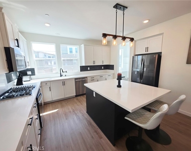 27589 Sanctuary Court - Photo Thumbnail 11