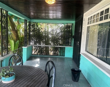 4727 Oakwood Avenue - Photo Thumbnail 30