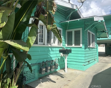 4727 Oakwood Avenue - Photo Thumbnail 29