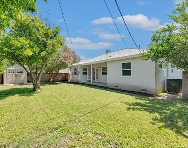 19815 Bassett Street - Photo Thumbnail 28