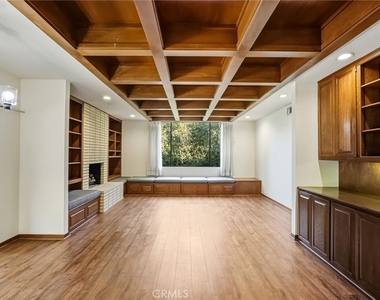 5057 Shirley - Photo Thumbnail 7