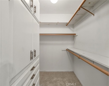 5057 Shirley - Photo Thumbnail 15