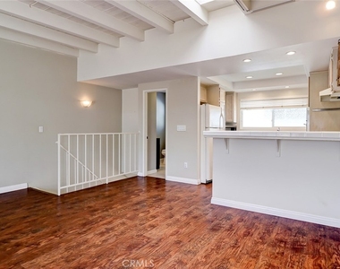 2219 Curtis - Photo Thumbnail 4