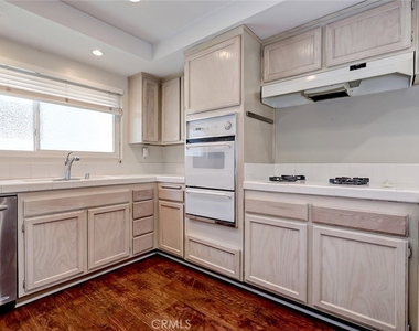 2219 Curtis - Photo Thumbnail 9