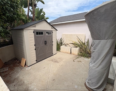 709 Avenue D - Photo Thumbnail 26