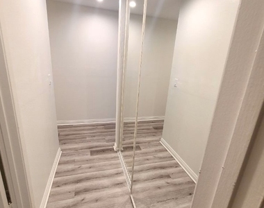 501 Anita Street - Photo Thumbnail 6