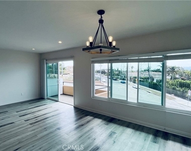 501 Anita Street - Photo Thumbnail 10
