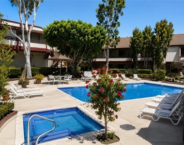946 W 220th - Photo Thumbnail 2