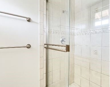 5162 Ivywood - Photo Thumbnail 1