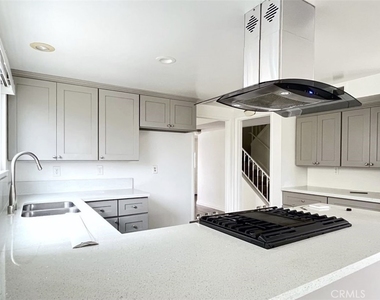 5162 Ivywood - Photo Thumbnail 6