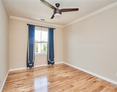 2793 E Pacific Court - Photo Thumbnail 23