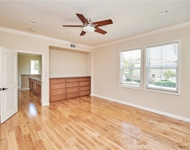 2793 E Pacific Court - Photo Thumbnail 16