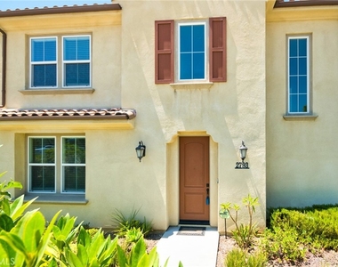 2793 E Pacific Court - Photo Thumbnail 1